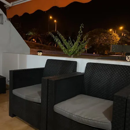 La Casita De La Piscina Apartment *