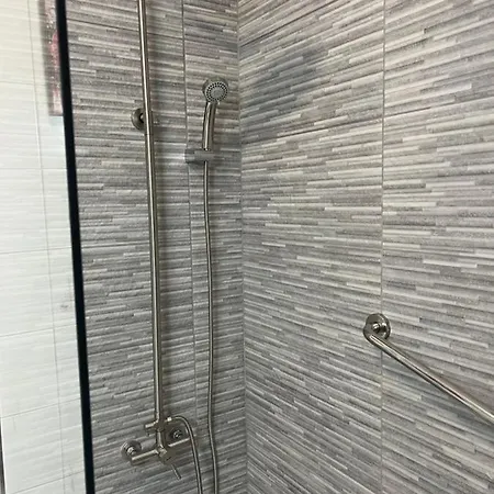 La Casita De La Piscina 아파트 아데제