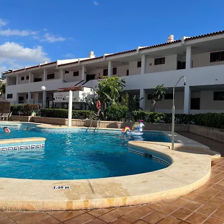 La Casita De La Piscina * 아데제