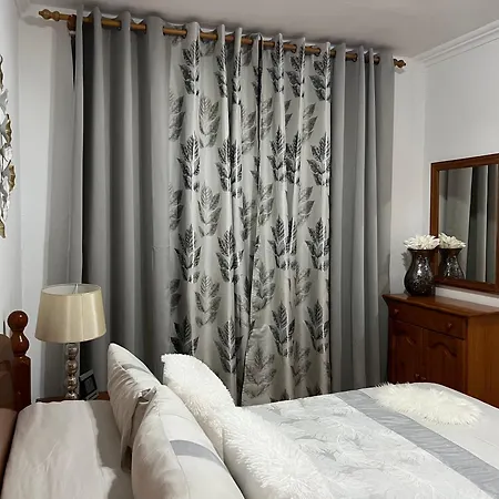 La Casita De La Piscina 아파트 아데제