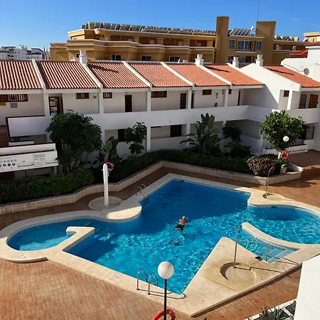La Casita De La Piscina 아파트 아데제