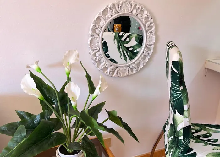 Апартаменты La Casita De La Piscina *